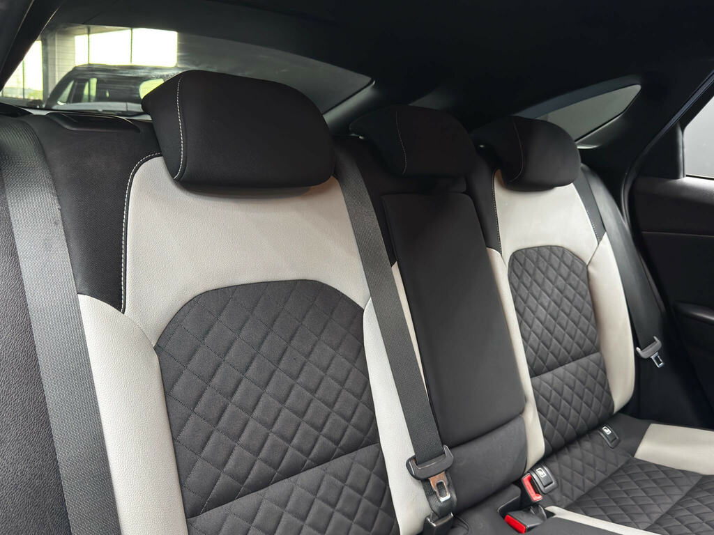 Kia Proceed White #15