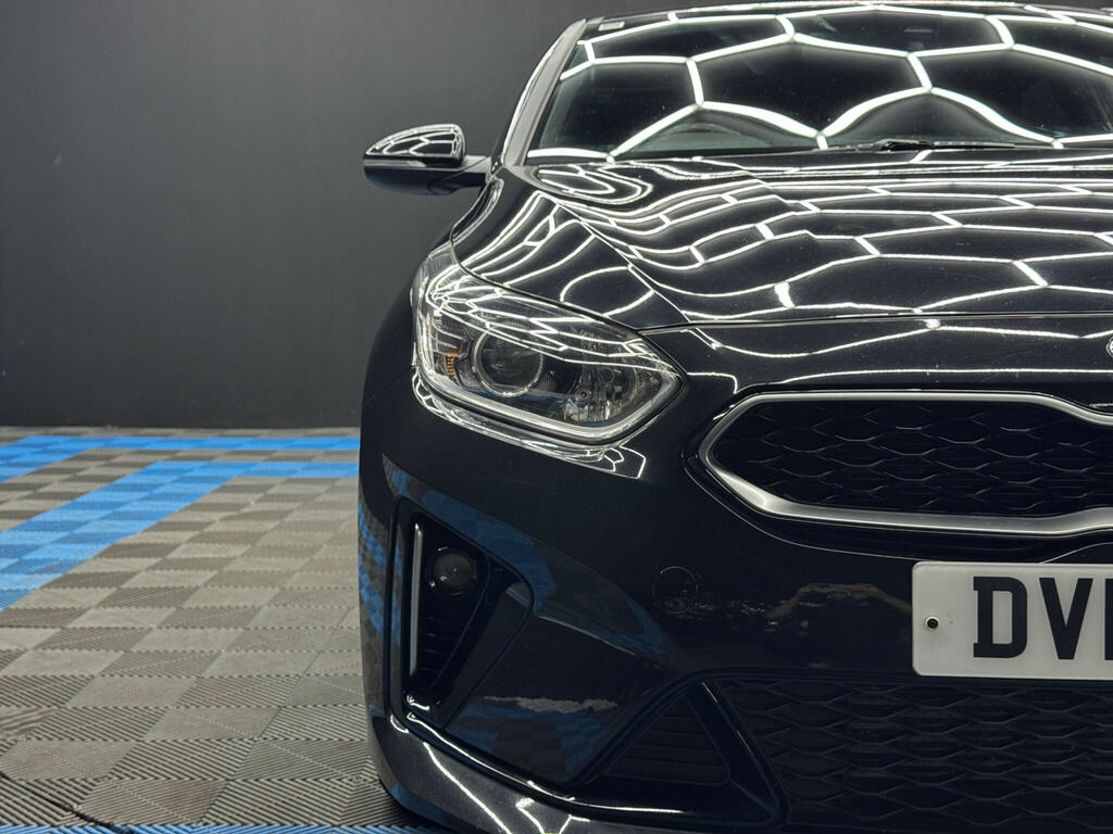 Kia Proceed White #42