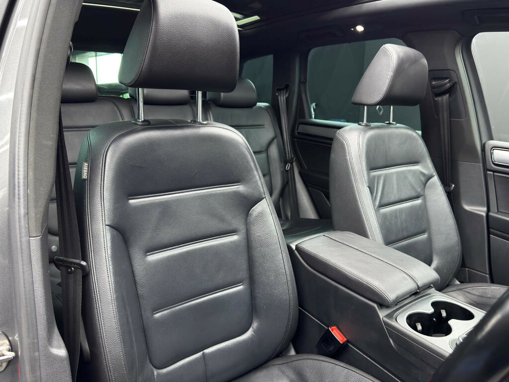 Volkswagen Touareg 3.0 Tdi V6 Bluemotion Tech R-line Suv T White #12