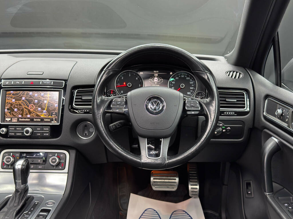 Volkswagen Touareg 3.0 Tdi V6 Bluemotion Tech R-line Suv T White #18