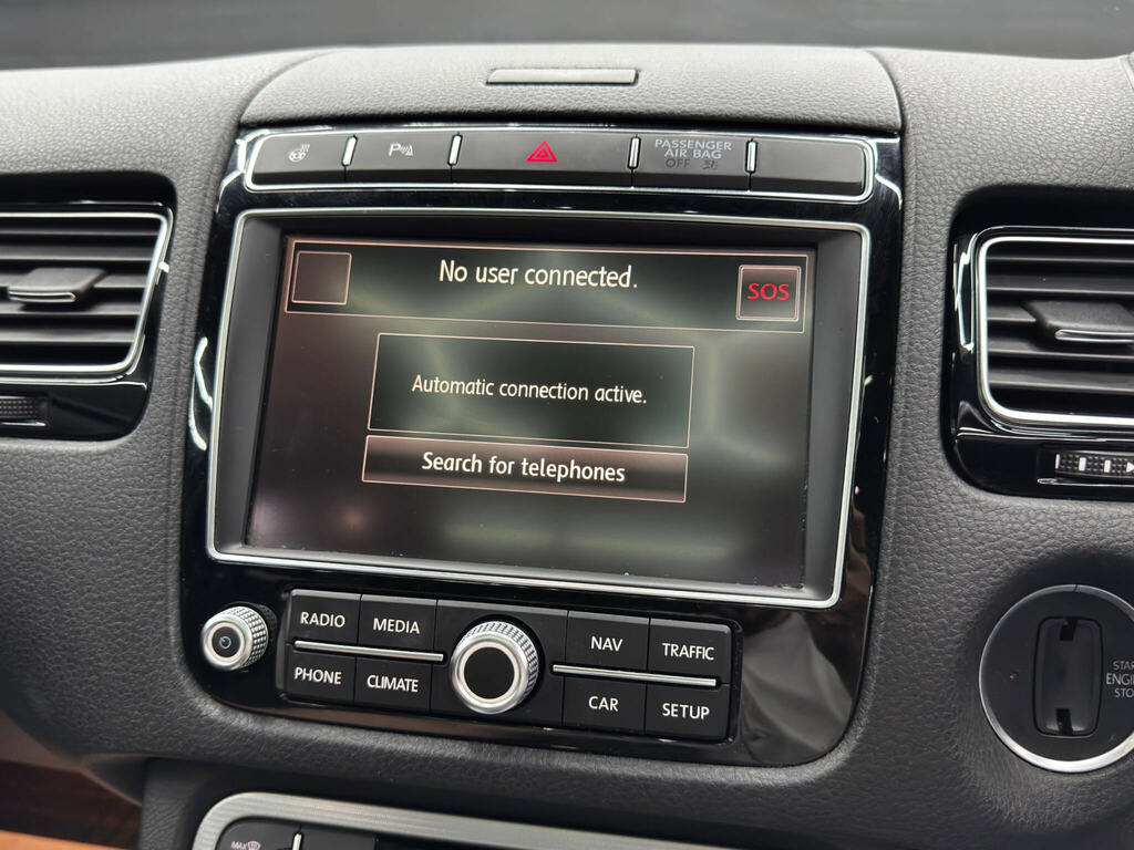 Volkswagen Touareg 3.0 Tdi V6 Bluemotion Tech R-line Suv T White #32
