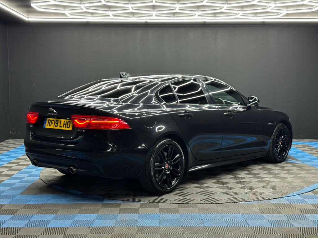 Jaguar XE 2.0I Gpf R-sport Euro 6 Ss Black #5