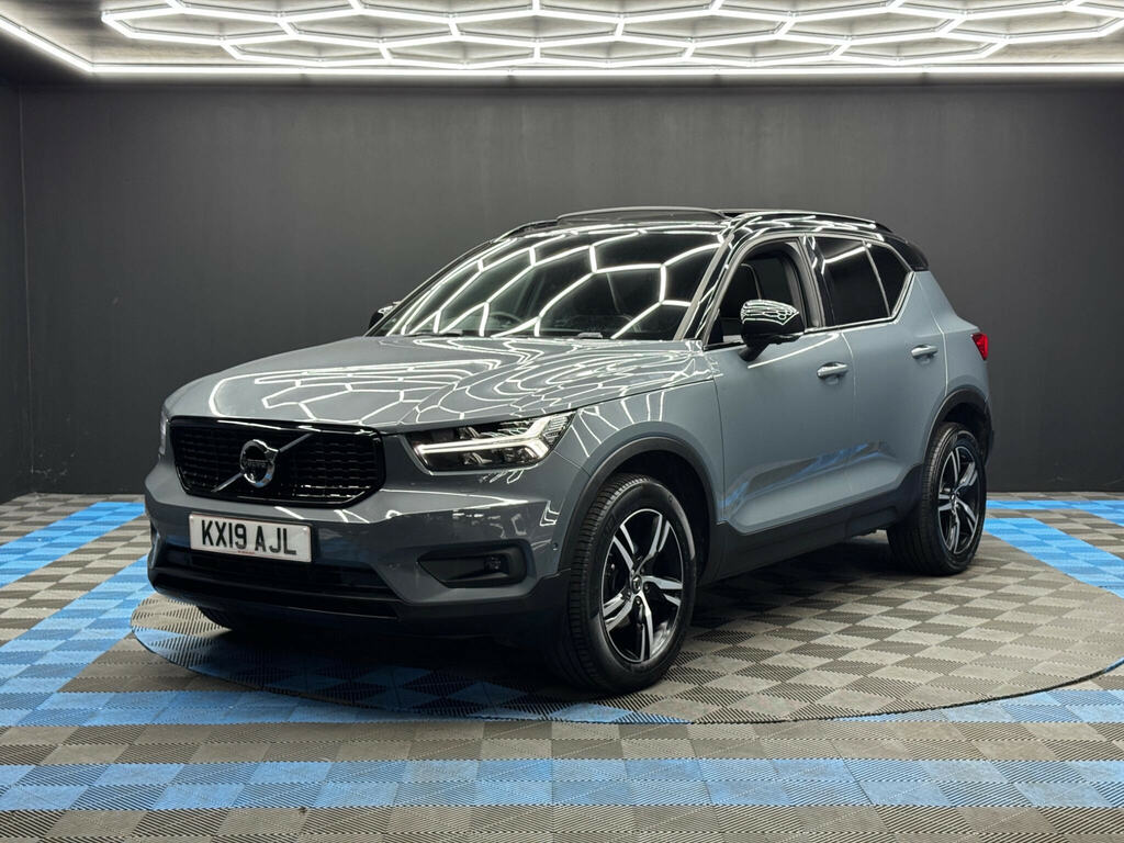 Volvo XC40 1.5 T3 R-design Euro 6 Ss Grey #3