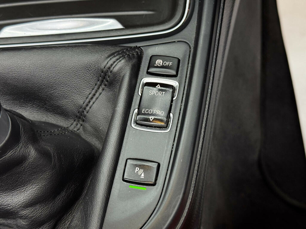 BMW 4 Series 2.0Td Luxury #25