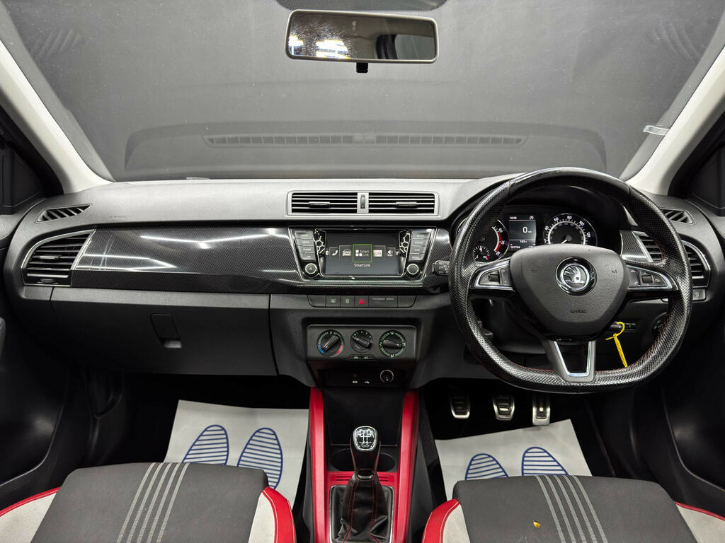 Skoda Fabia 1L S White #10
