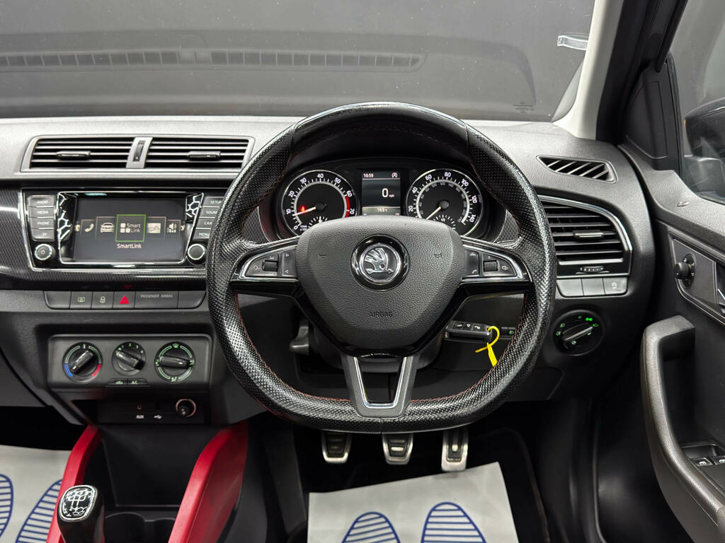 Skoda Fabia 1L S White #18