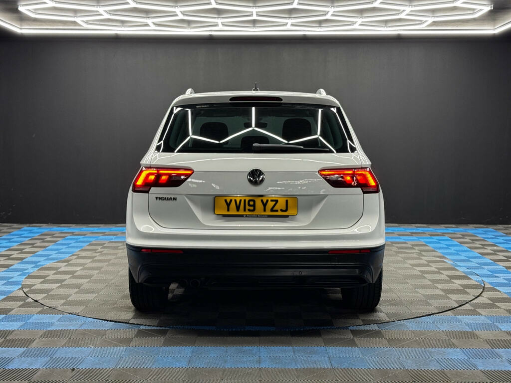 Volkswagen Tiguan 2.0 Tdi Match Euro 6 Ss YV19YZJ White #6