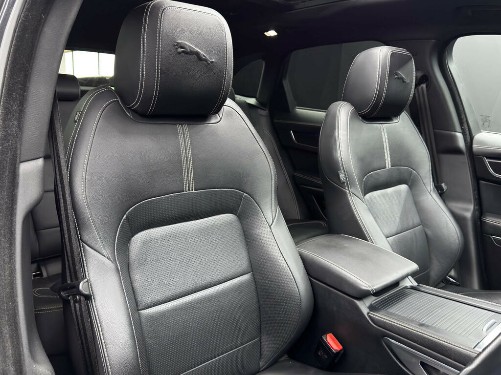 Jaguar F-Pace 2.0 D200 R-dynamic Black Awd 2022 Blue #12