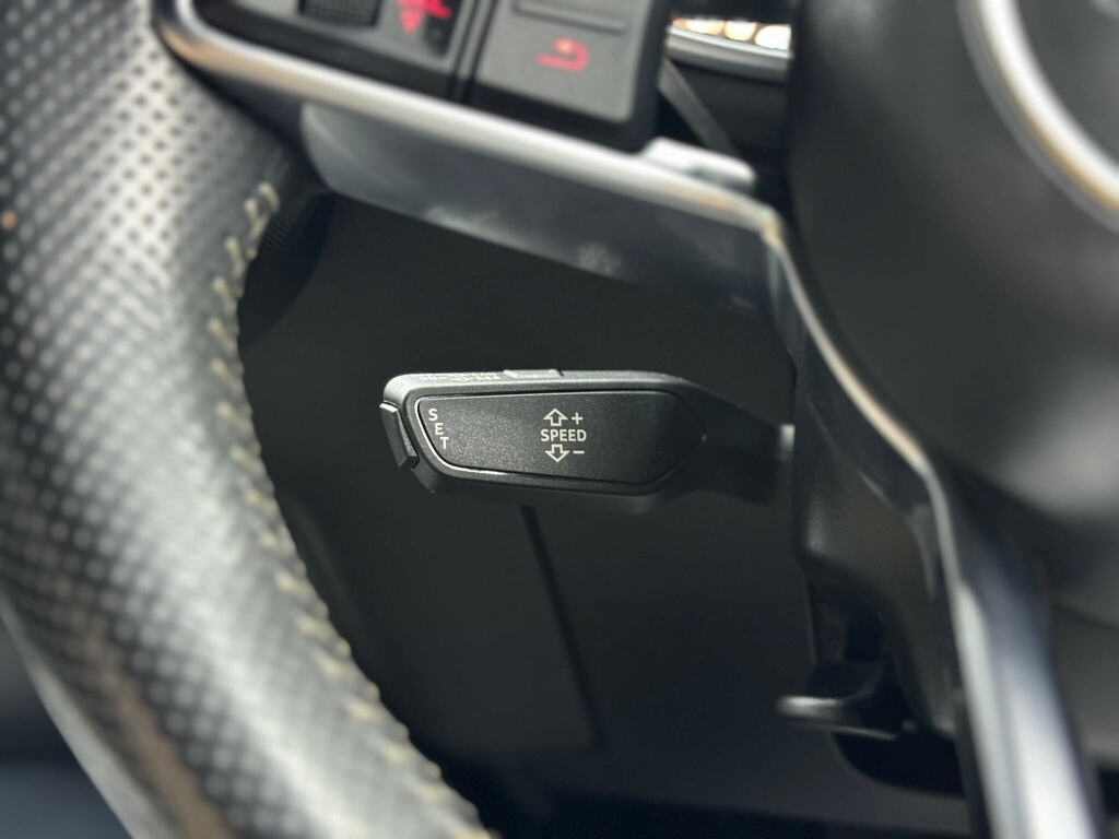 Audi TT Tfsi Sport Black #21