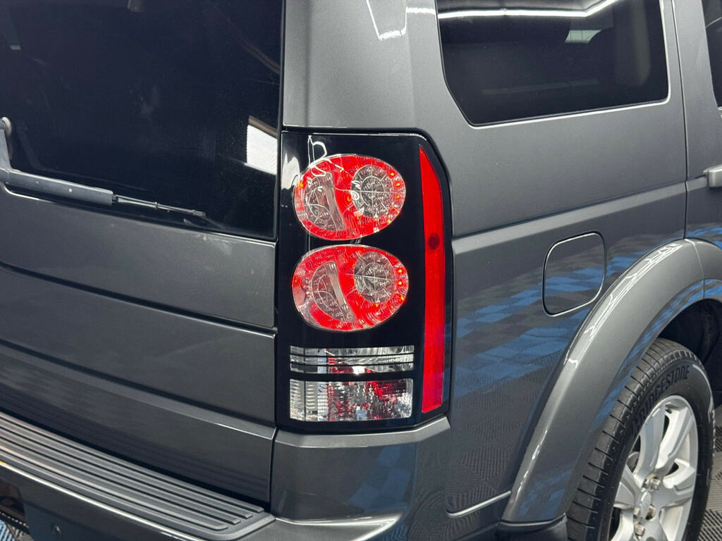 Land Rover Discovery 4 Gold #40