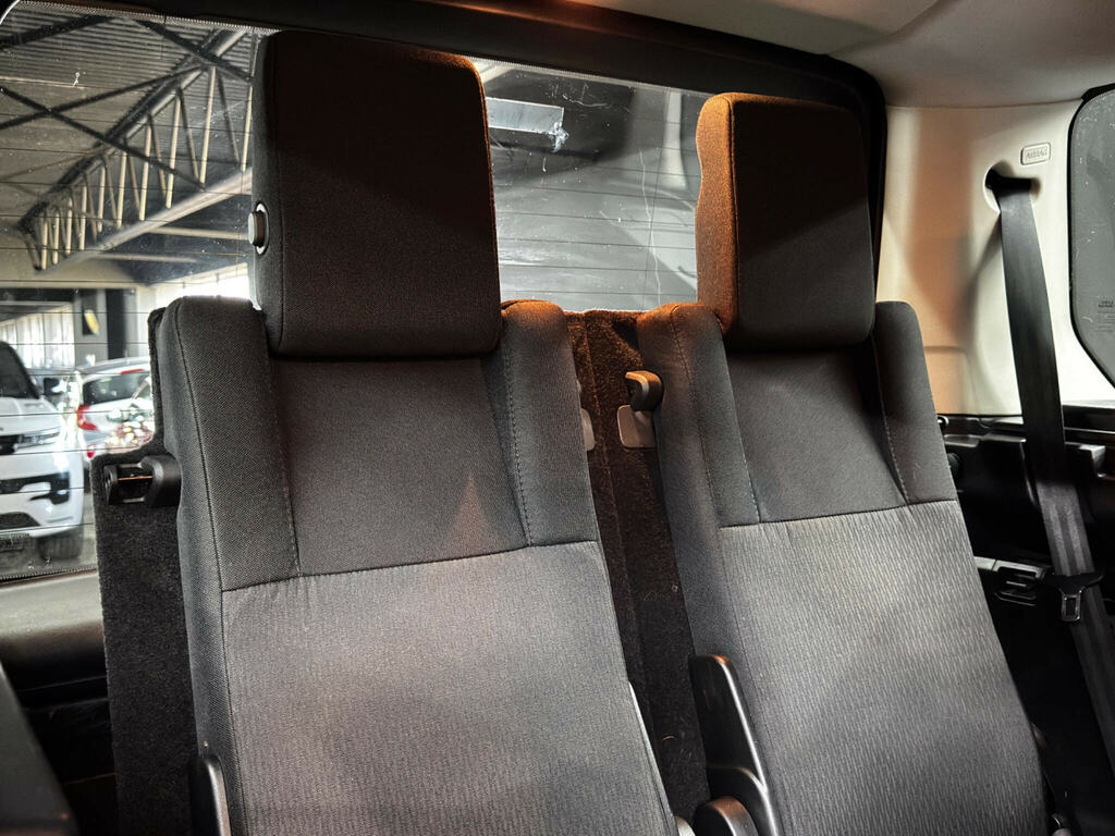 Land Rover Discovery 4 Gold #16