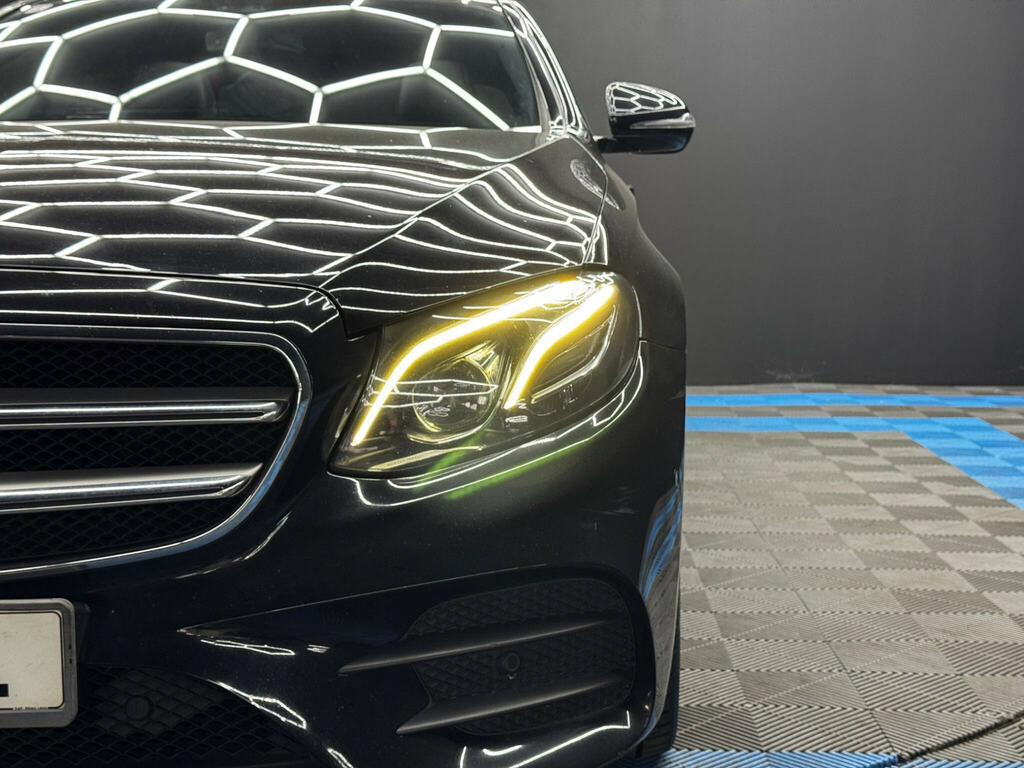 Mercedes-Benz E Class 2.0 E220d Amg Line Premium Plus Cabriolet Di White #47