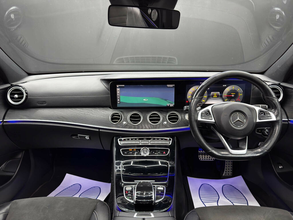 Mercedes-Benz E Class 2.0 E220d Amg Line Premium Plus Cabriolet Di White #11