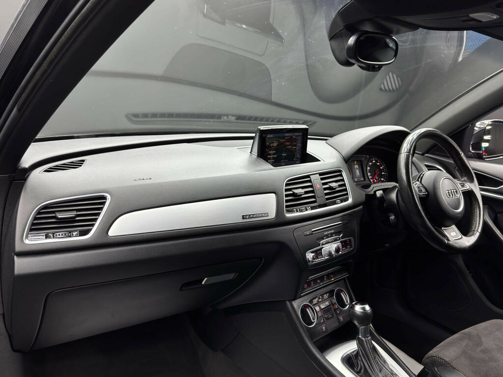 Audi Q3 2.0 Tdi Quattro S Line Plus White #11