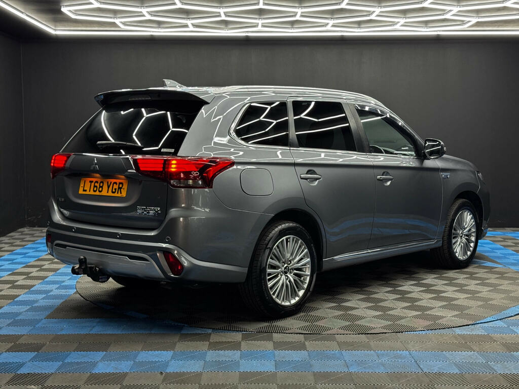Mitsubishi Outlander 2.4H Twinmotor 13.8Kwh 4Hs Cvt 4Wd Euro 6 Ss Grey #5
