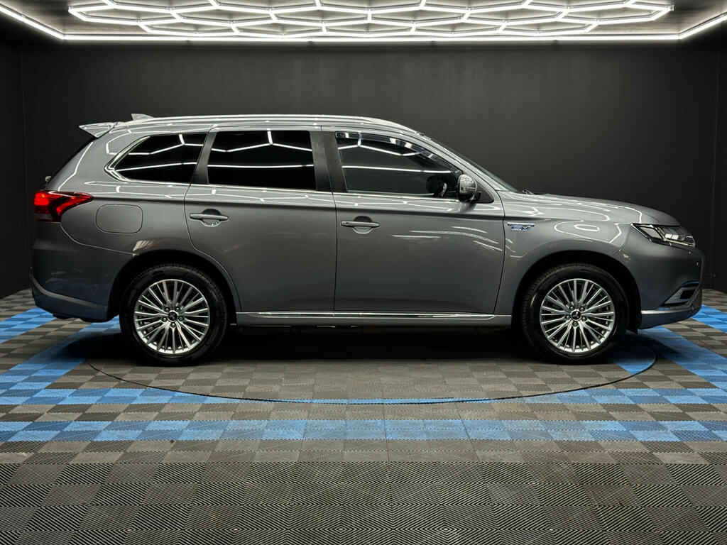 Mitsubishi Outlander 2.4H Twinmotor 13.8Kwh 4Hs Cvt 4Wd Euro 6 Ss Grey #4