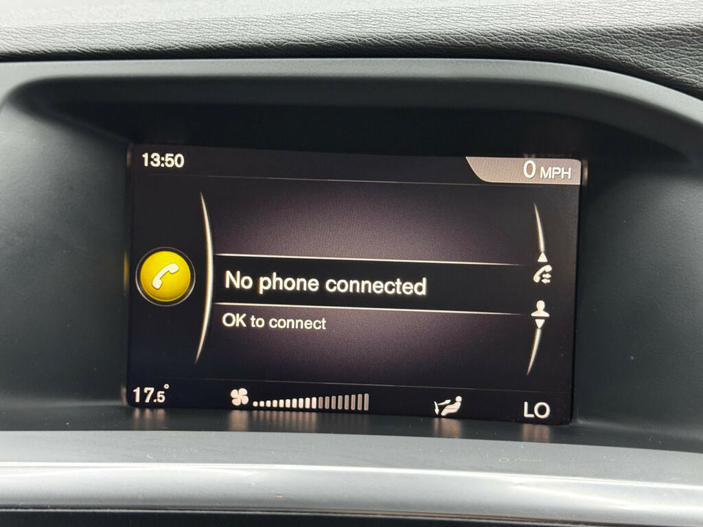 Volvo S60 D2 120 R Design Nav Black #31