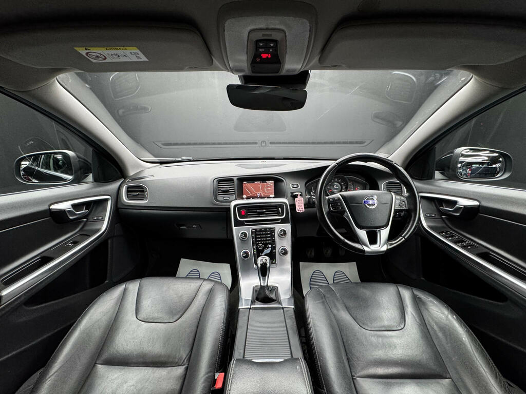 Volvo S60 D2 120 R Design Nav Black #16