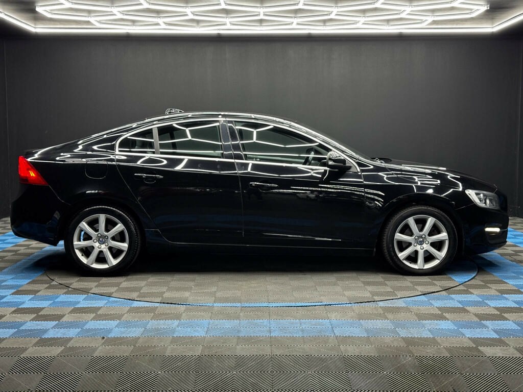 Volvo S60 2.0 D2 Se Nav Euro 6 Ss Black #4