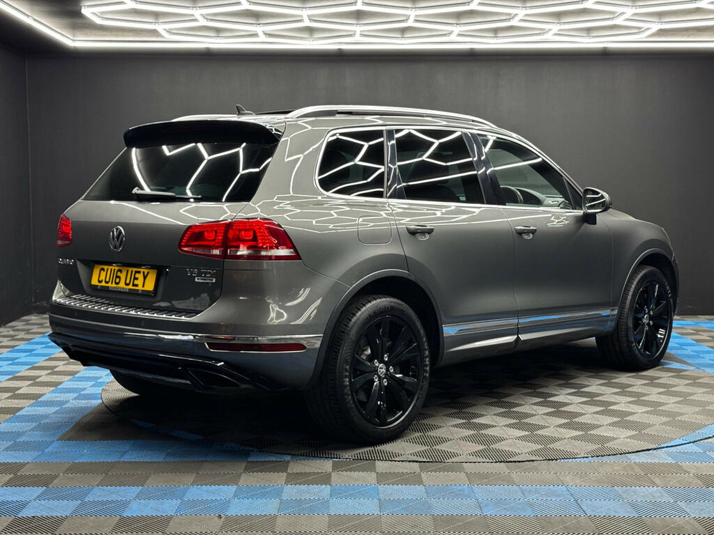 Volkswagen Touareg 3.0 Tdi V6 Bluemotion Tech R-line Tiptronic 4Wd Eu Grey #5