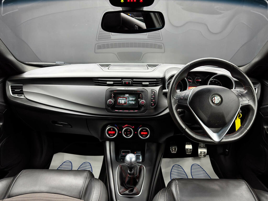Alfa Romeo Giulietta  Black #10