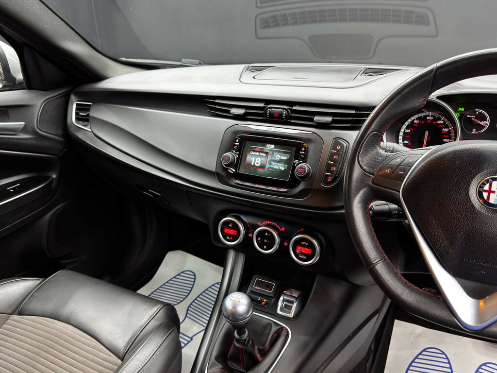 Alfa Romeo Giulietta  Black #23