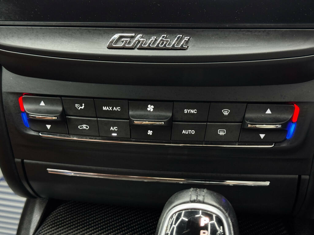Maserati Ghibli 3.0 V6 Blue #30