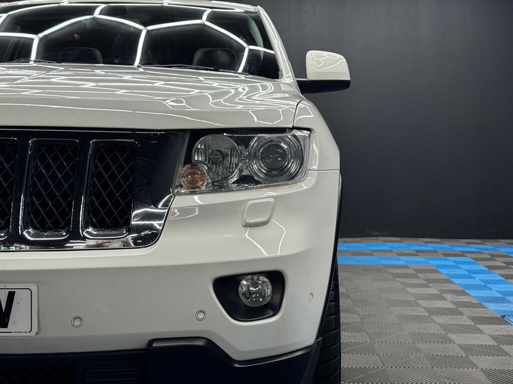 Jeep Grand Cherokee 2012 12 V6 Grey #41