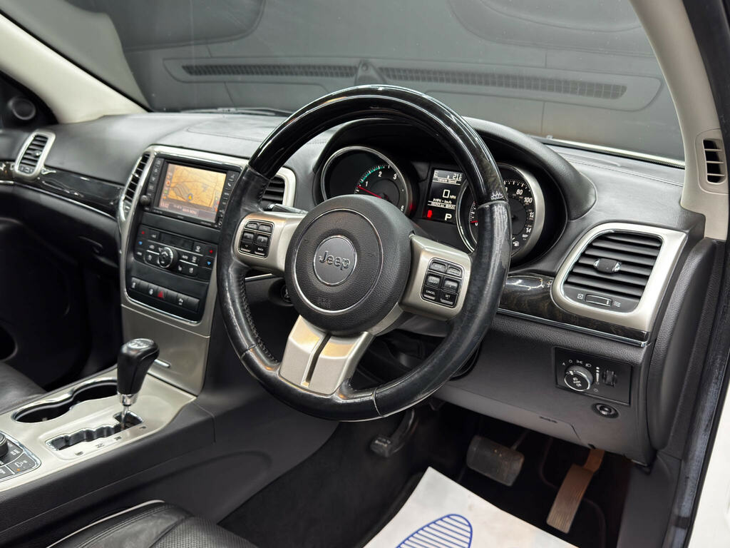 Jeep Grand Cherokee 2012 12 V6 Grey #9