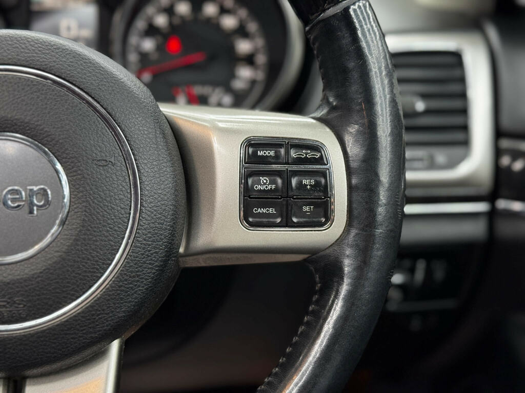 Jeep Grand Cherokee 2012 12 V6 Grey #21