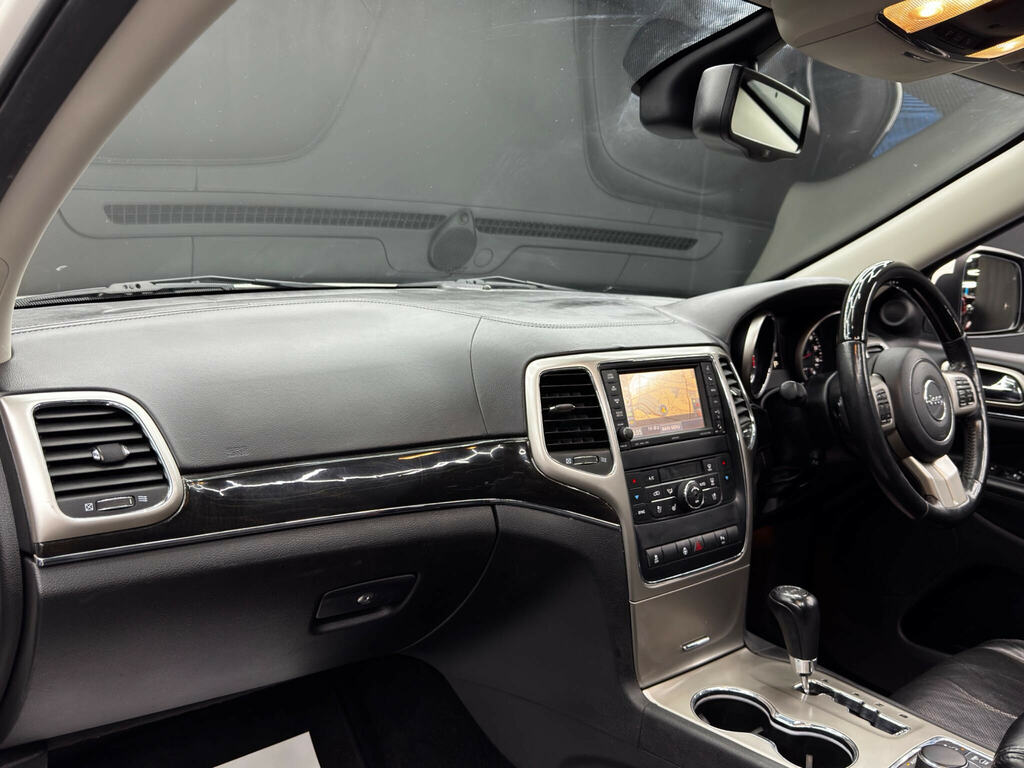 Jeep Grand Cherokee 2012 12 V6 Grey #11