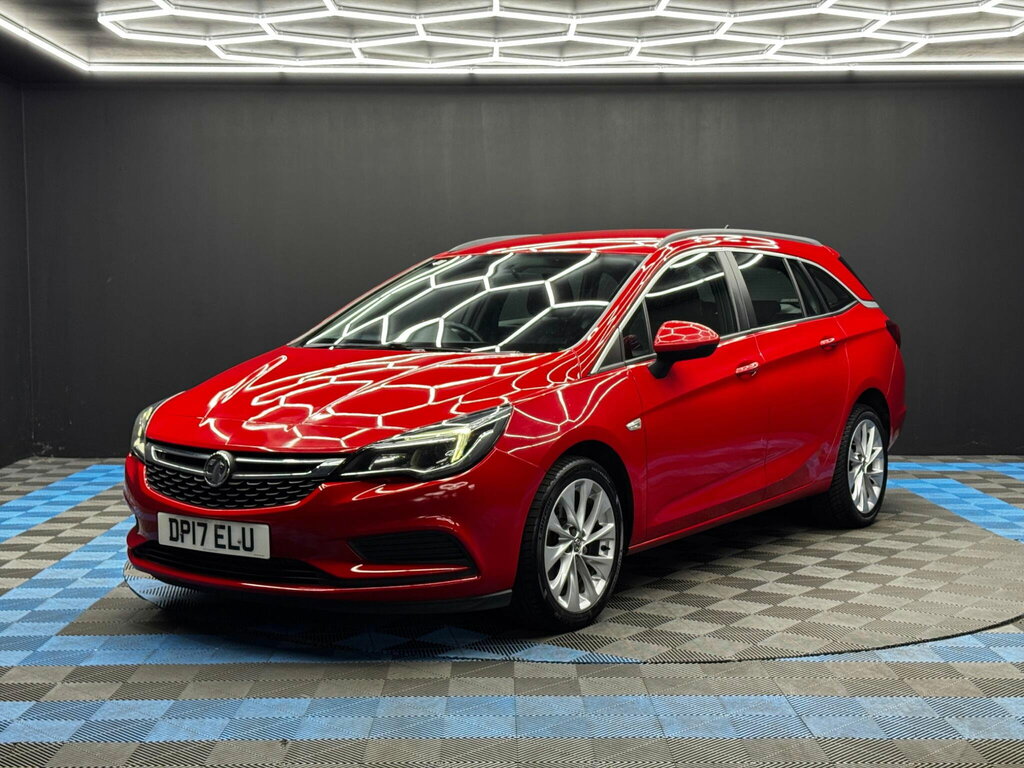 Vauxhall Astra 1.6 Cdti Tech Line Sports Tourer Euro 6 Ss Red #3