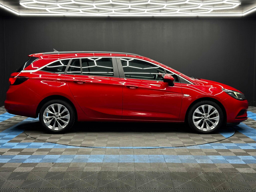 Vauxhall Astra 1.6 Cdti Tech Line Sports Tourer Euro 6 Ss Red #4