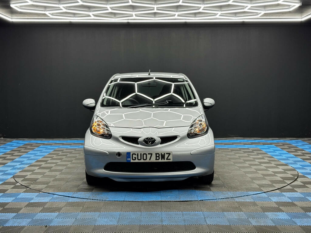 Toyota Aygo 1.0 Vvt-i Euro 4 Silver #2