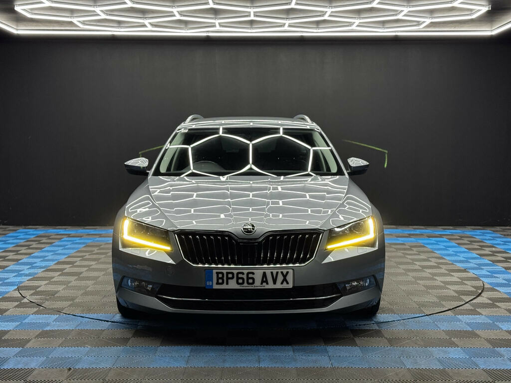 Skoda Superb 2.0 Tdi Se L Executive Dsg 6Spd Euro 6 Ss Grey #2