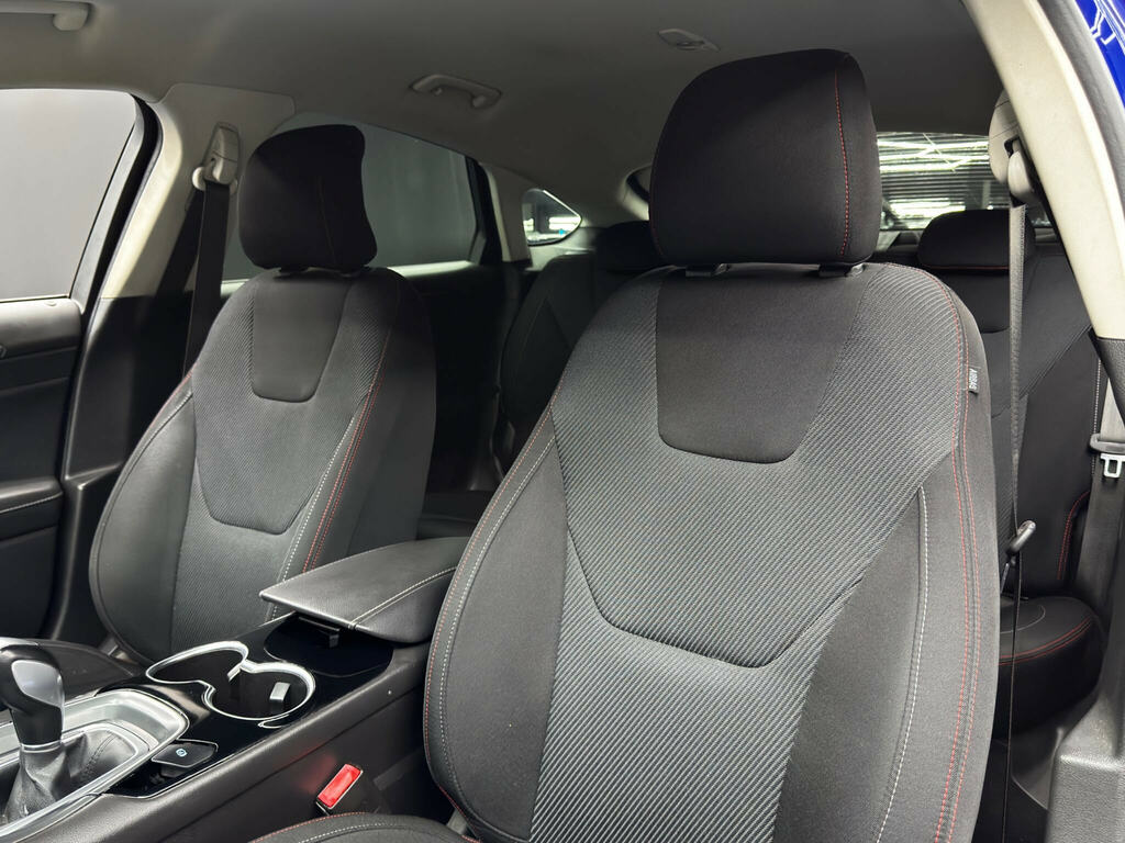 Ford Mondeo 2.0 Zetec Tdci White #13