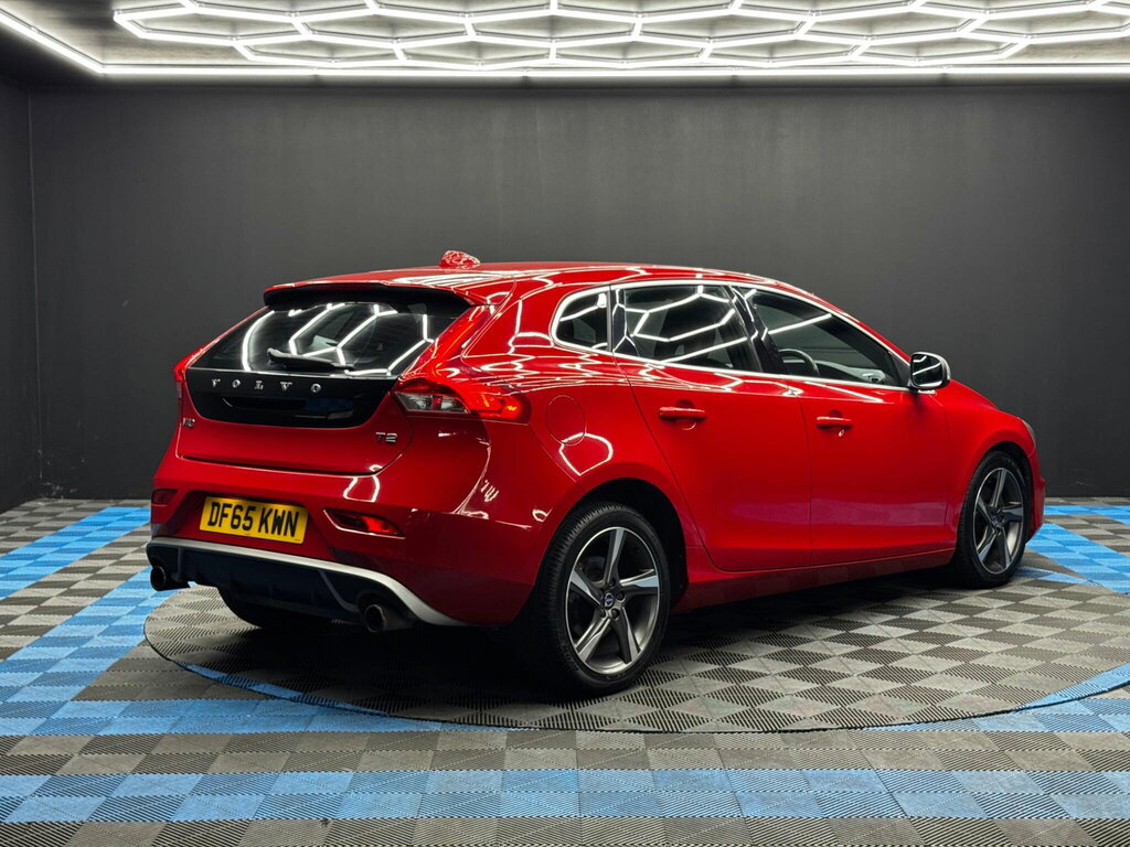 Volvo V40 2.0 T2 R-design Euro 6 Ss Red #5