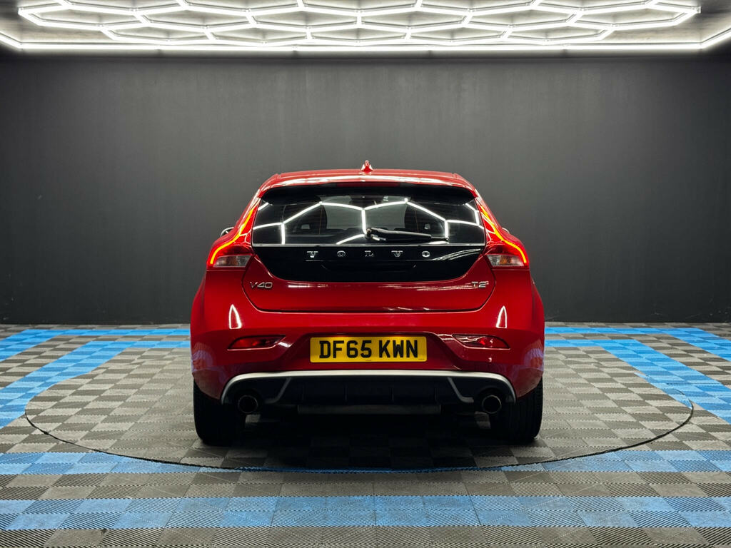 Volvo V40 2.0 T2 R-design Euro 6 Ss Red #6
