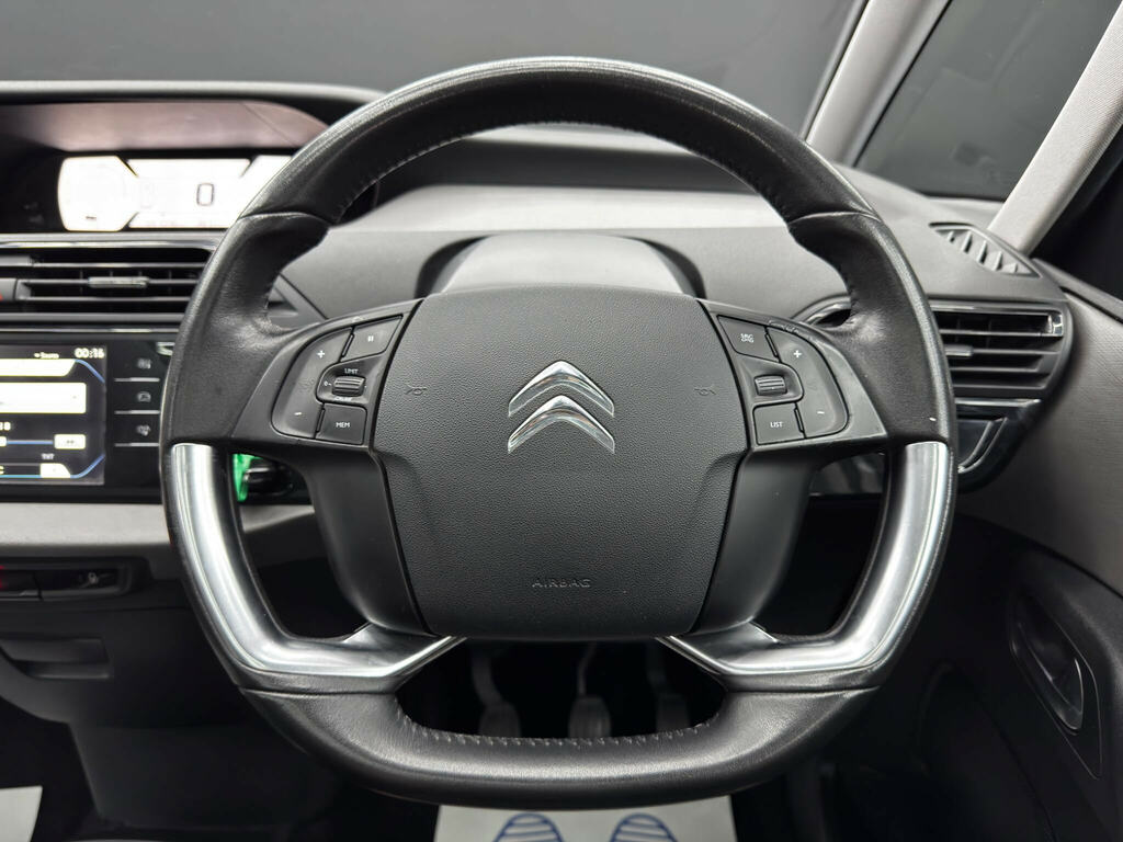 Citroen C4 Picasso Red #19