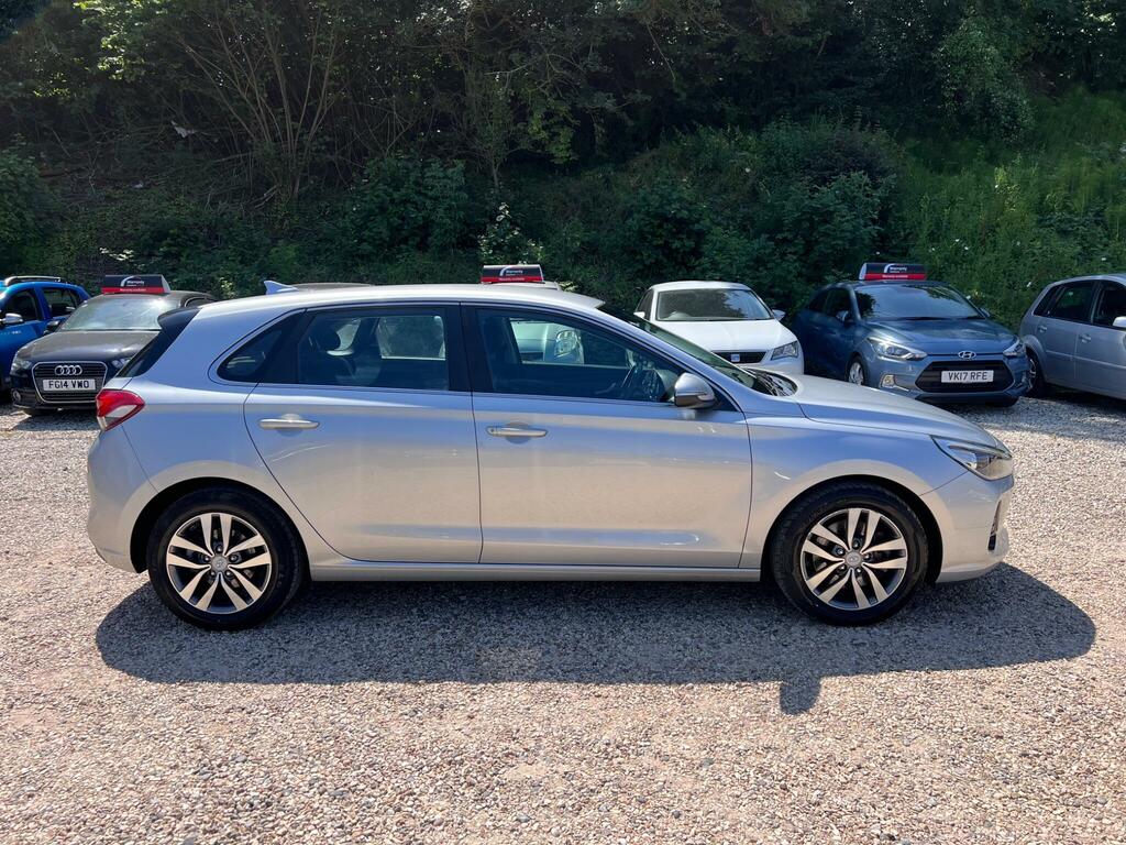 Hyundai I30 1.4 T-gdi Blue Drive Se Nav Dct Euro 6 Ss Blue #7
