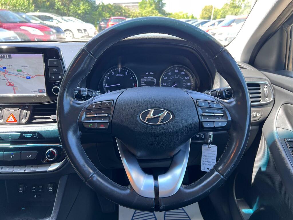Hyundai I30 1.4 T-gdi Blue Drive Se Nav Dct Euro 6 Ss Blue #18
