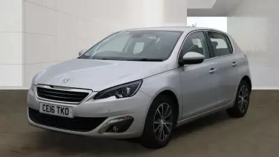 Peugeot 308 1.6 Bluehdi 120 Allure Eat6 Silver #2