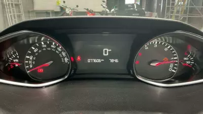 Peugeot 308 1.6 Bluehdi 120 Allure Eat6 Silver #11