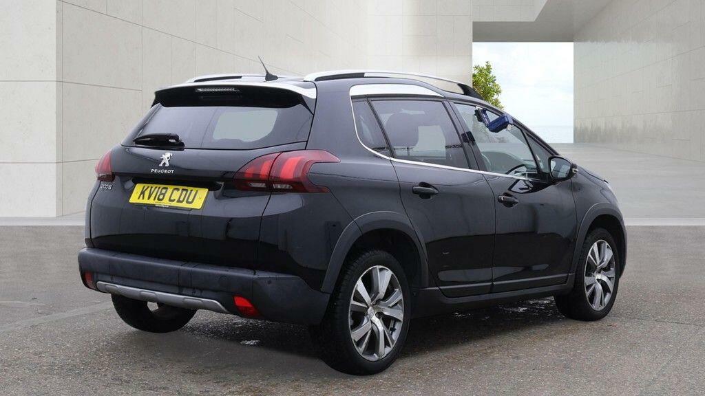 Peugeot 2008 1.2 Puretech Allure Euro 6 Ss Black #4