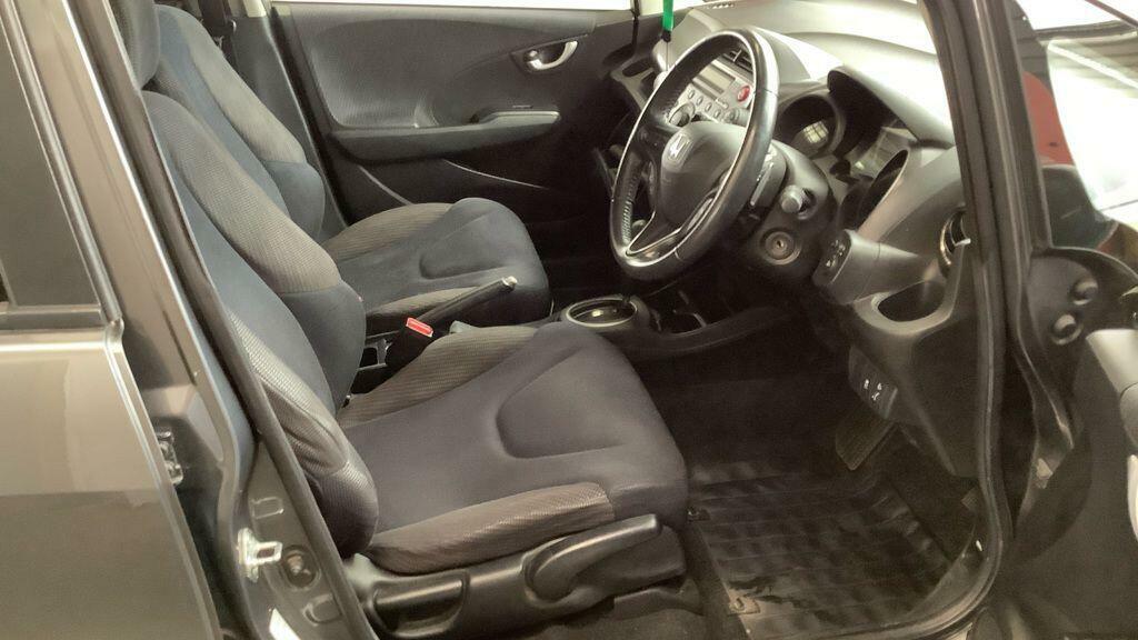 Honda Jazz Se Black #8