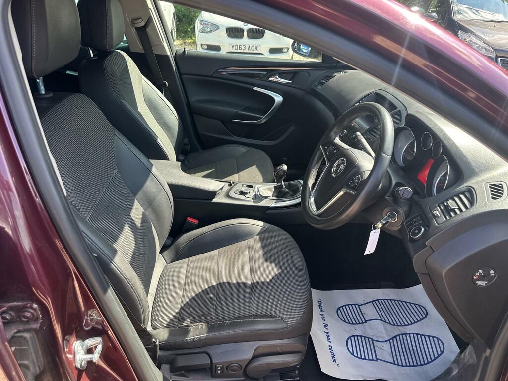 Vauxhall Insignia 2.0L Tech Line Cdti 160 Bhp Silver #13