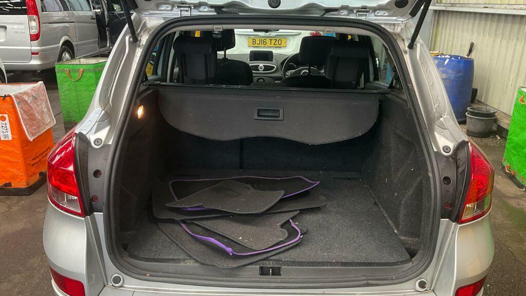 Renault Clio 1.5 Dci Dynamique Sport Tourer Tom Tom Silver #4