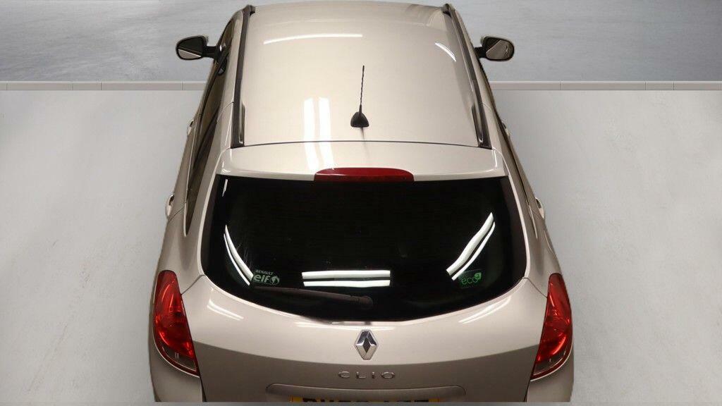 Renault Clio 1.5 Dci Dynamique Sport Tourer Tom Tom Silver #3
