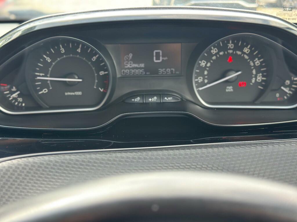 Peugeot 2008 1.2 Vti Active White #14