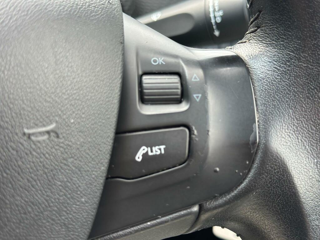 Peugeot 2008 1.2 Vti Active White #15